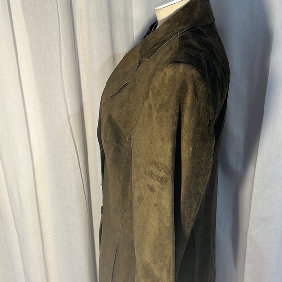suede coat, sophisticated dark olive green color - EUC - Picture 8 of 14